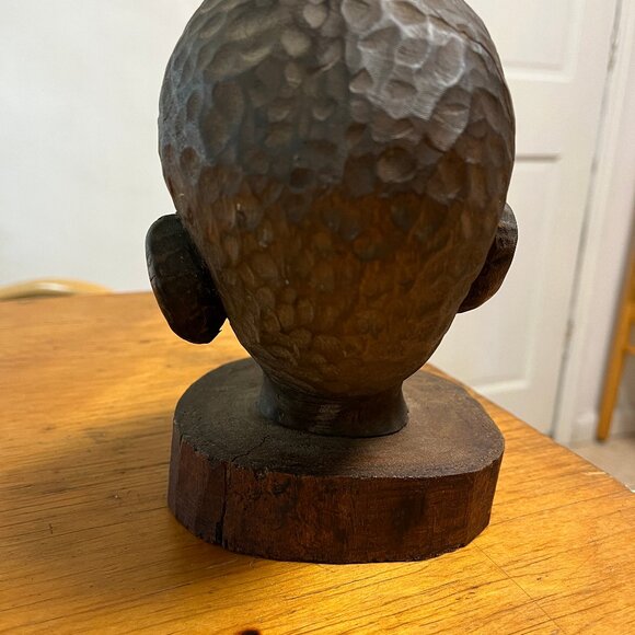 Hand carved sculptural head - Picture 3 of 6